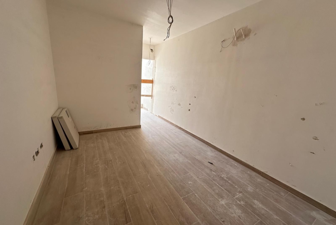 Gzira Close To Seafront